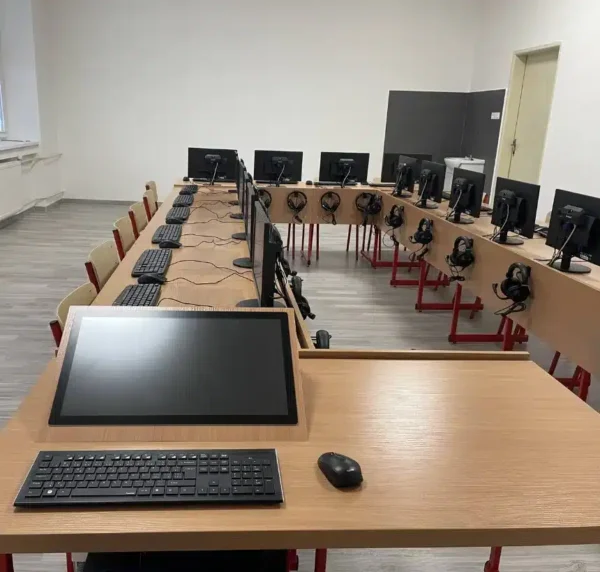 Vybavenie Jazykovej učebňe AIT-Teacher Model 1 29