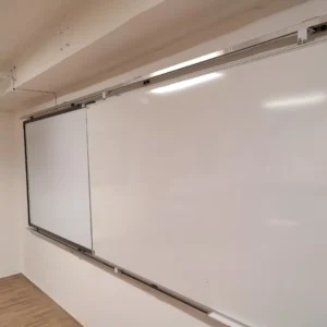 Bočný posuv keramickej tabule 200x120 nad interaktívnu 5