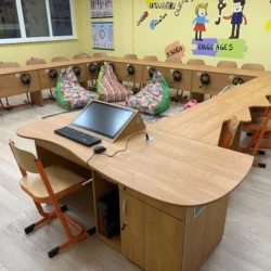 Vybavenie Jazykovej učebňe AIT-Teacher Model 2 29
