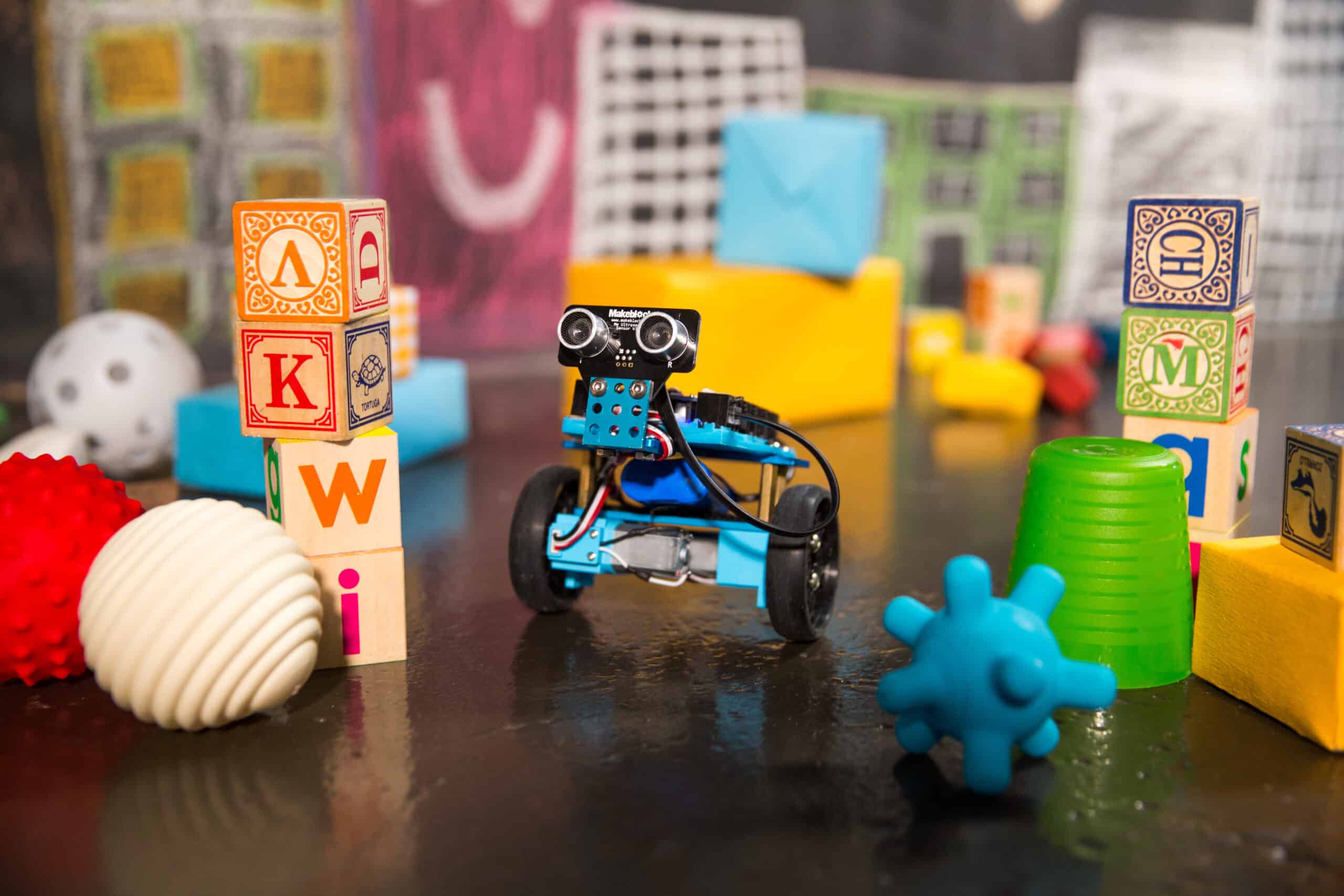 Programovateľný robot mBot Ranger 36